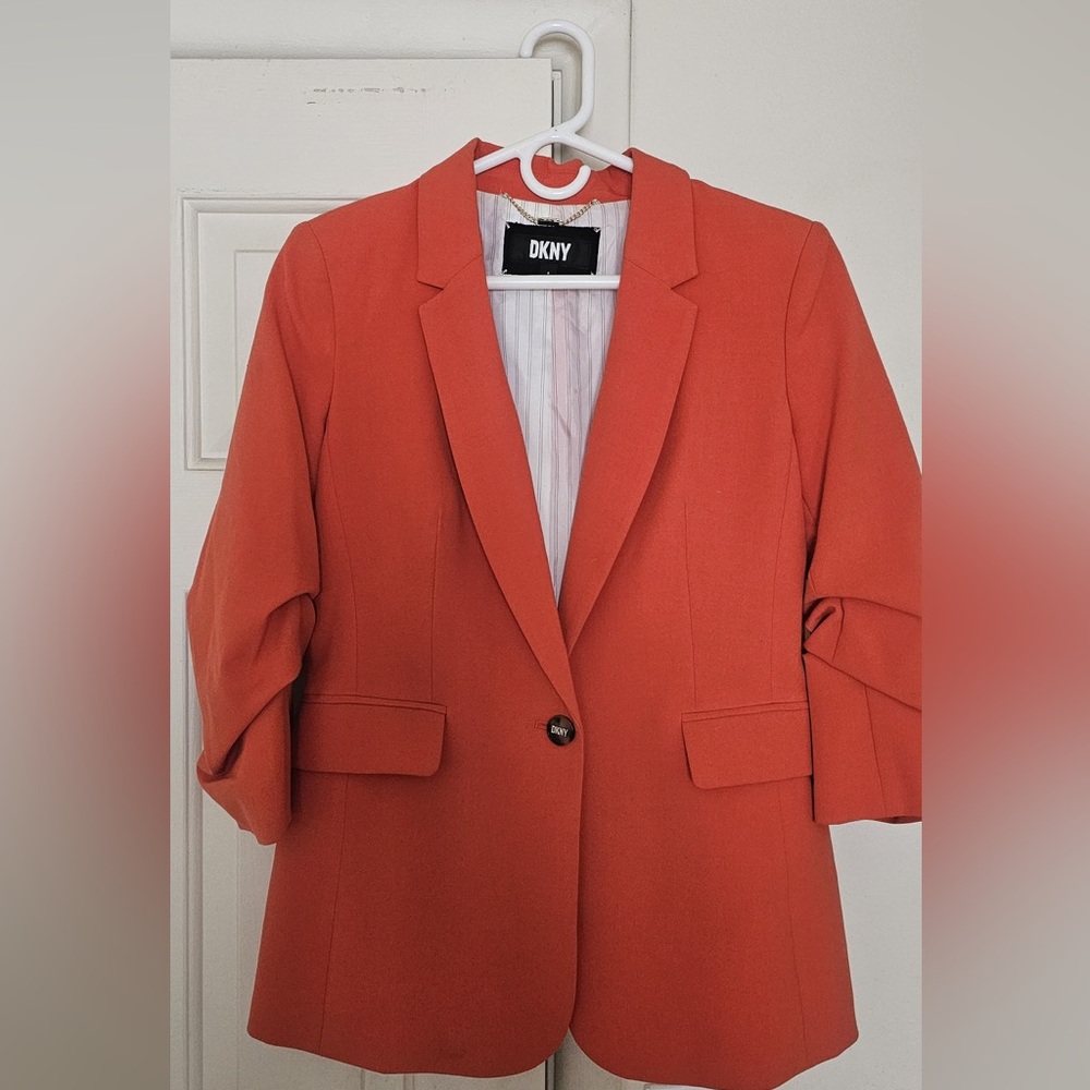 DKNY Blazer size 4